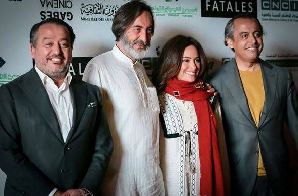 التحقيق في وفاة ممثل شهير بظروف غامضة والنجوم يتفاعلون