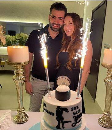 تعرّفوا إلى عريس ليندسي لوهان العربي الوسيم