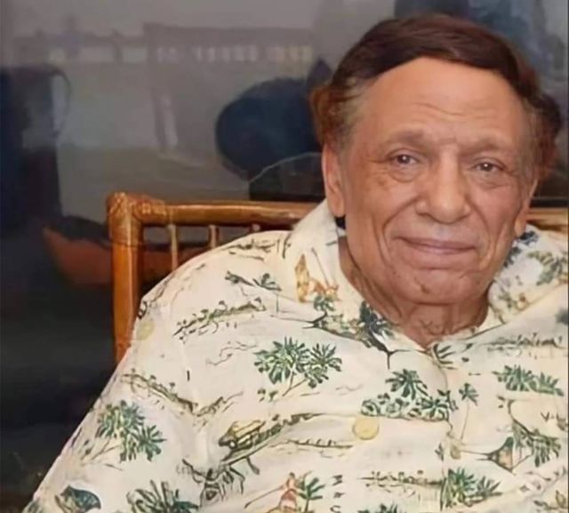 الكشف عن  سبب غياب عادل إمام عن حفل زفاف إبنة شقيقه