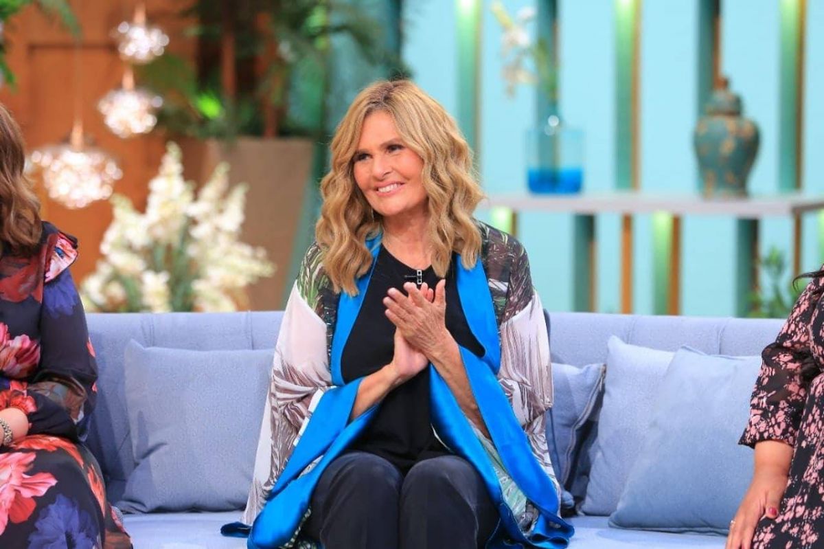 بالفيديو - يسرا ترقص على أغنية أحمد حلمي 