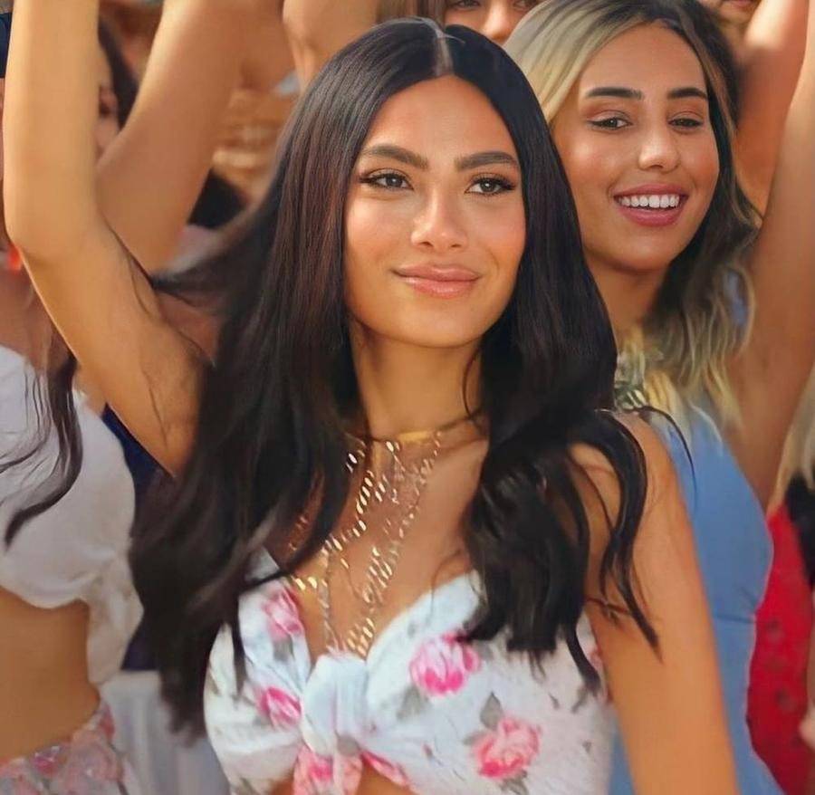 سر غياب هدى المفتي عن العرض الخاص لفيلم 