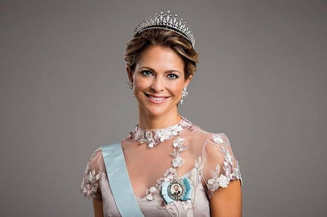 الأميرة مادلين بتاج Modern Fringe Tiara