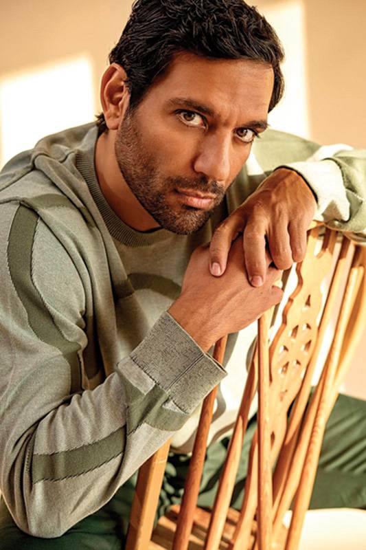 حسن الرداد: أتشارك وزوجتي إيمي سمير غانم في عمل جديد تعود به الى الساحة الفنية