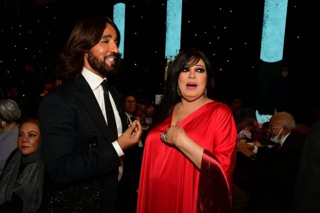 فيفي عبده وهاني البحيري في حفل زفاف ابنة شقيق عادل إمام