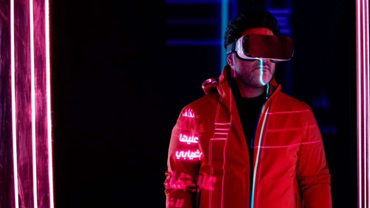 ملحم زين يشعل مواقع التواصل الاجتماعي بأغنية 