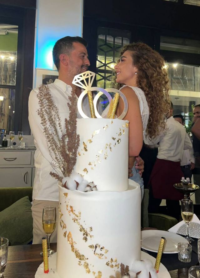 نور صعب وعريسها