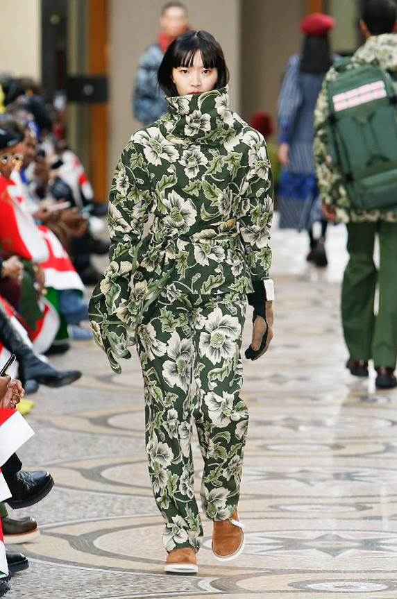 كنزو في مجموعة خريفية للرجال والنساء