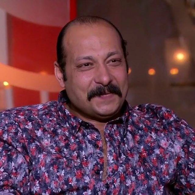 محمد ثروت يثير الجدل بصورة وتعليق عن الشماتة