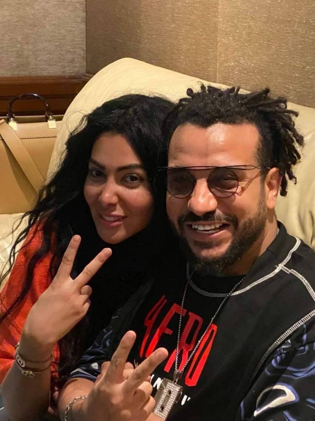 ميرهان حسين تثير الجدل حول خطوبتها لموزع موسيقي