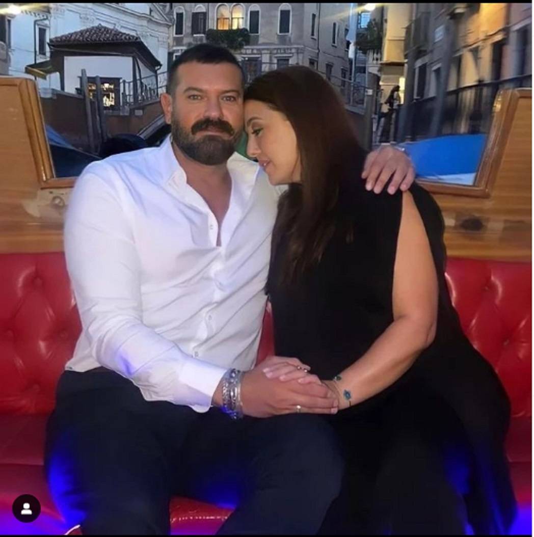 بالفيديو والصور - رومانسية كندة علوش وعمرو يوسف تشعل مواقع التواصل