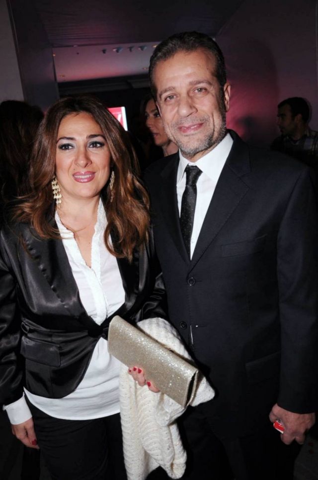 بالفيديو - رسالة غامضة من زوجة شريف منير لابنتيها تثير الجدل حول انفصالهما