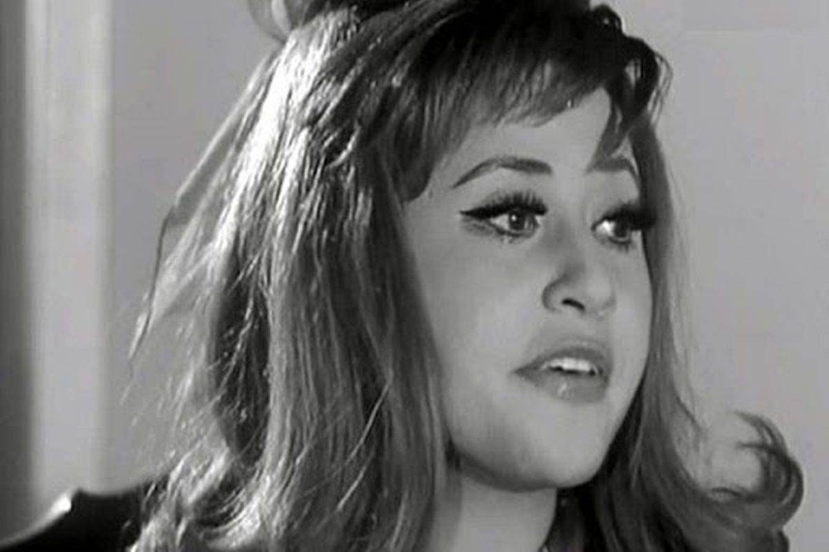 فنانة مصرية تكشف للمرة الأولى تفاصيل سجنها في قضية دعارة... ما علاقة ميمي شكيب؟