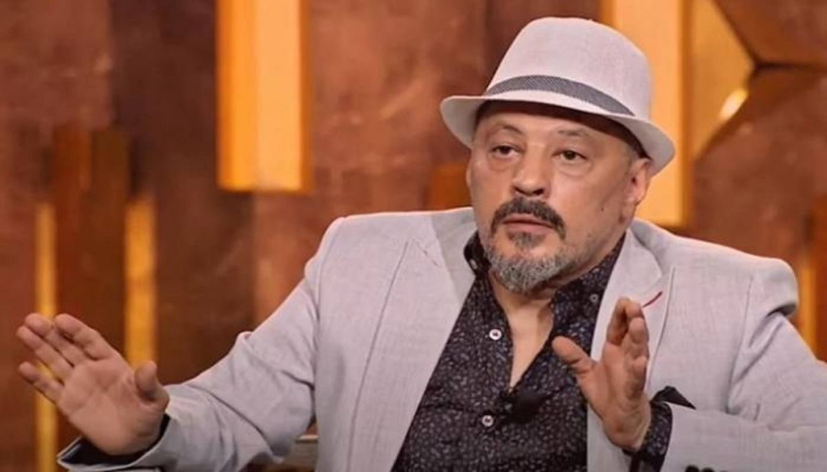 تسريب الصورة الأولى لعمرو عبد الجليل في شخصية نجيب الريحاني