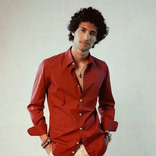 الوسط الفني بمصر يفجع بوفاة فنان شاب