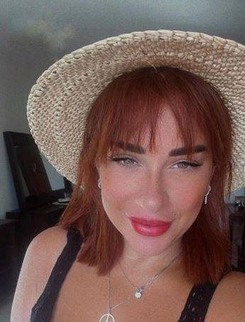 أسما شريف منير توضح حقيقة خلافها مع والدها بهذه الطريقة