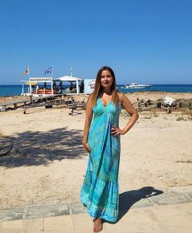 ريا أبي راشد تعلن وفاة والدها بصورة مؤثرة