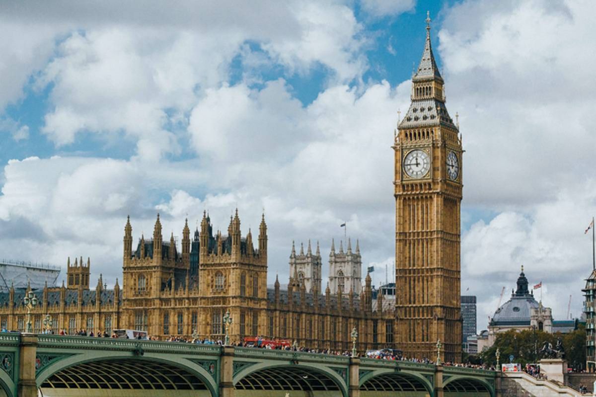 لندن: عاصمة الضباب والتاريخ العريق