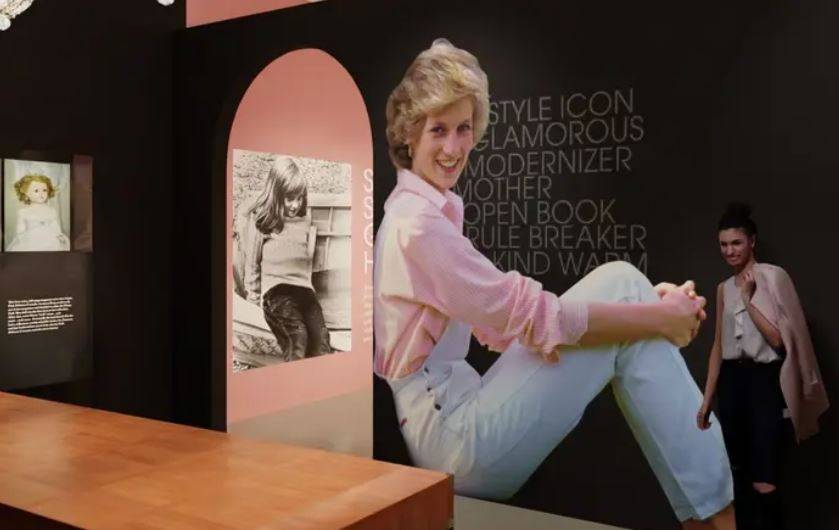 الزواج الملكي بات متاحاً للجميع في معرض للأميرة ديانا في لاس فيغاس