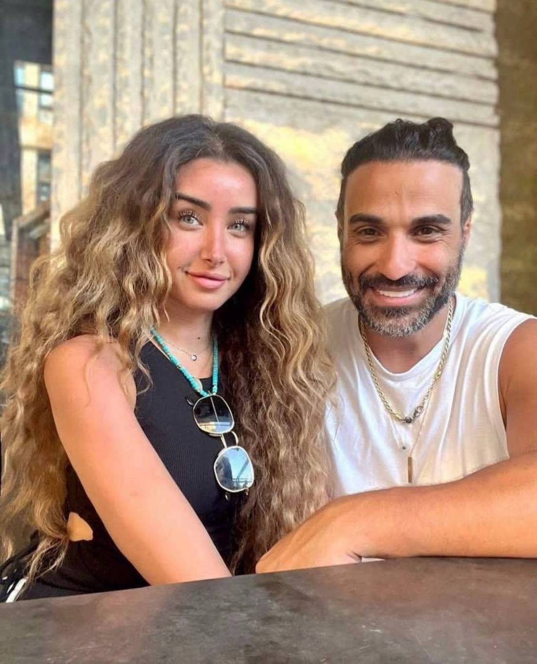 هنا الزاهد تحتفل بذكرى زواجها بفيديو خاص مع أحمد فهمي