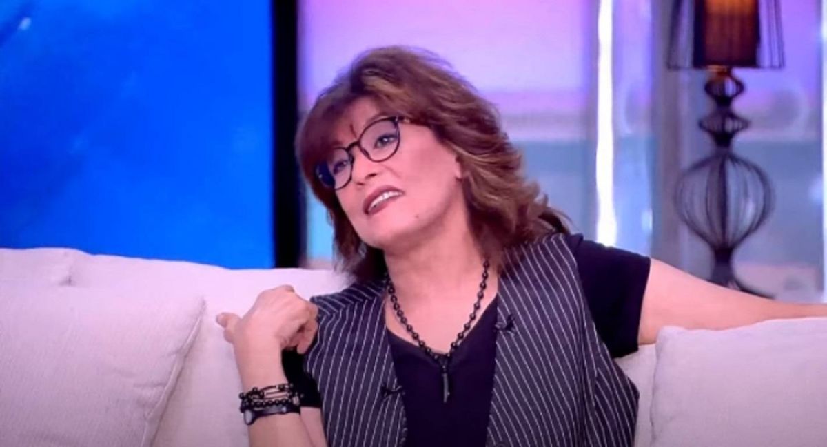 بالفيديو - سماح أنور تردّ على منتقدي عدم شربها الماء لأكثر من 17 عاماً