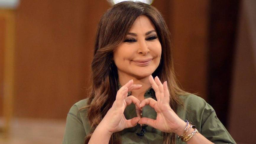 إليسا تتخطى أزمة أغنيتها بفيديو عفوي... وهذا ما فعلته سيرين عبد النور