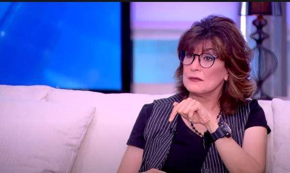 بالفيديو - سماح انور تكشف سرّ رشاقتها الدائم.. وهذا ما قالته عن شرب الماء وأحدث جدلاً