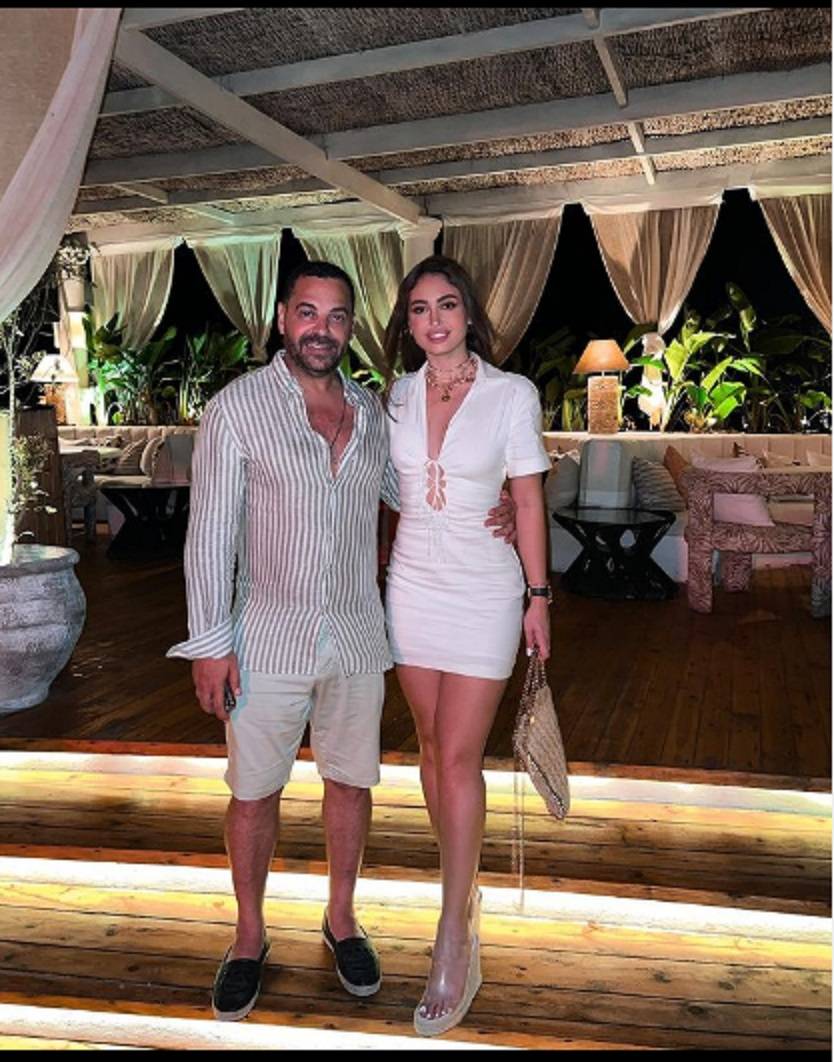 نيكول سعفان تحتفل بعيد ميلاد طارق العريان بطريقتها الخاصة