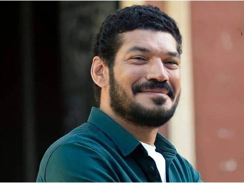 حقيقة خلاف باسم سمرة ومحمد فراج بسبب 