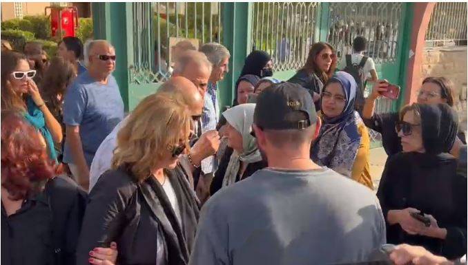 بالصور - تشييع جثمان هشام سليم وسط حضور كبير لنجوم الفن