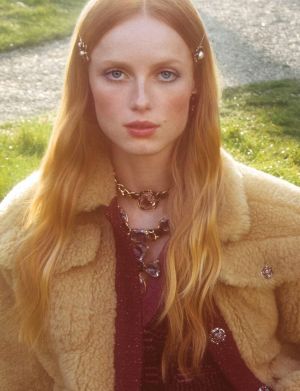 "شانيل" CHANEL... مجموعة الملابس الجاهزة لخريف وشتاء 2022/2023