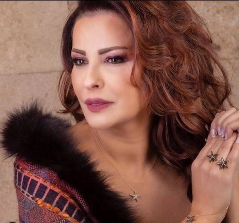 بالفيديو - أول تعليق لكارلا بطرس بعد نقلها إلى المستشفى في بيروت