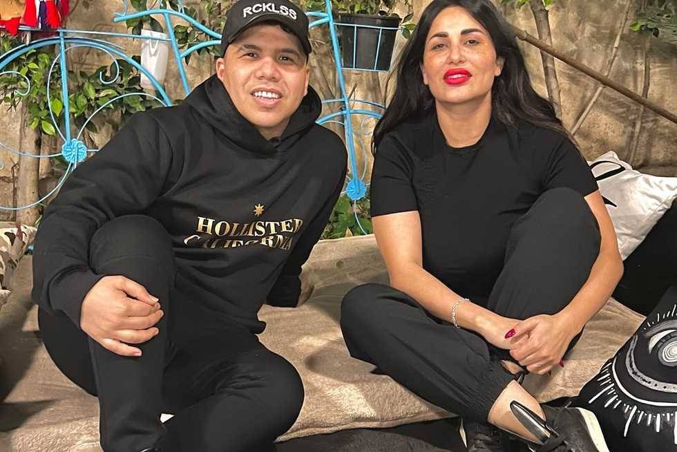 للمرة الثانية... ندى الكامل تحذف صورها مع عمر كمال وتلغي متابعته