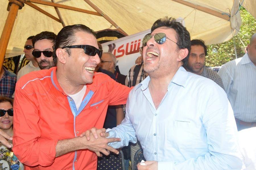 مصطفى كامل يحذّر من الزجّ باسمه في أي شيء يخص هاني شاكر