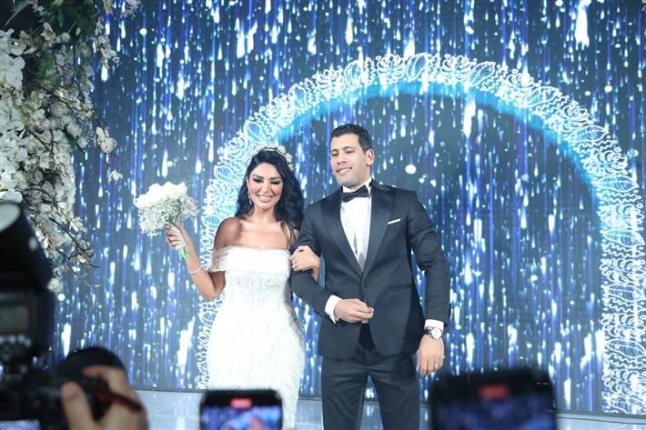 في أول تعليق لها بعد زفافها.. سالي عبد السلام تكذّب هذه الأخبار