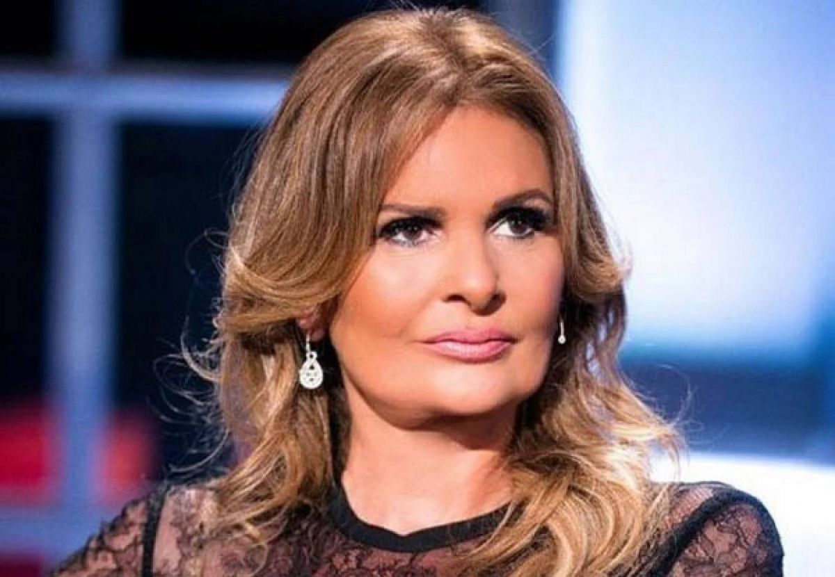 يسرا تكشف سبب عدم حضورها جنازة فريد الديب