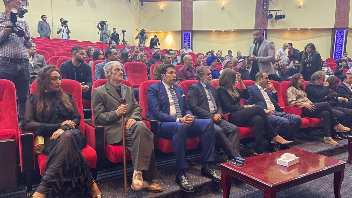 بالصور - تكريم نجوم الفن في حفل 