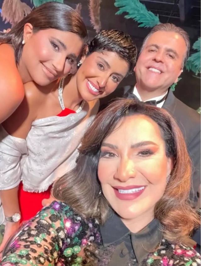 بالفيديو - المشاهير في حفل زفاف ابنة المنتج جمال سنان