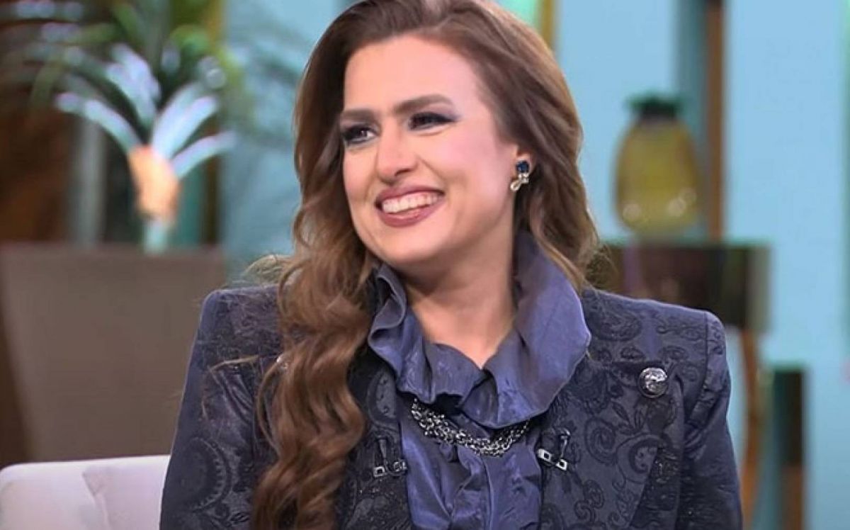 رسالة مثيرة من سيمون لجمهورها وهذا ما نصحتهم به