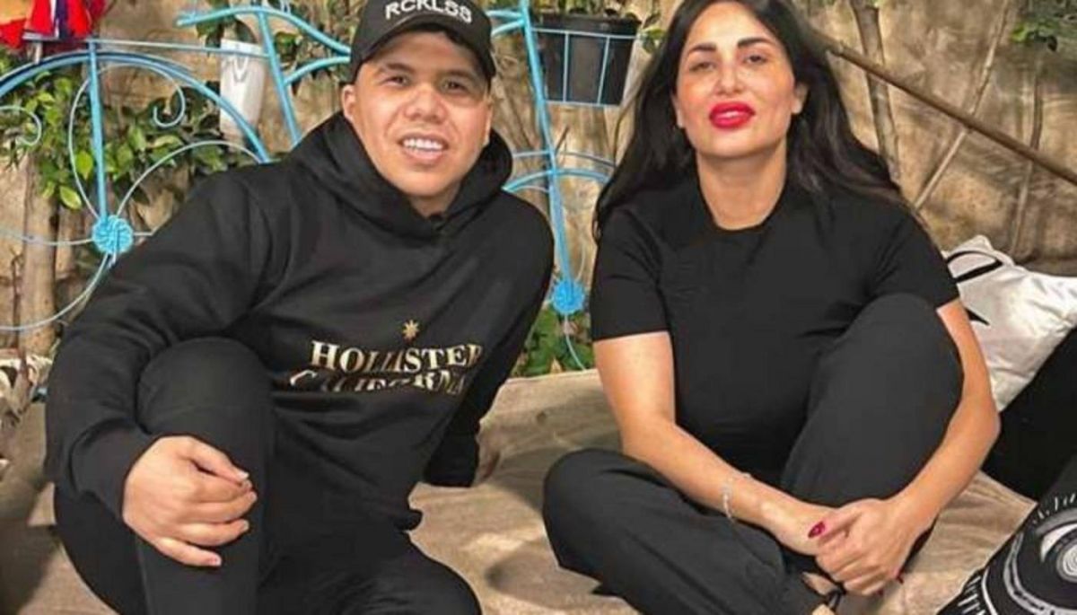 عمر كمال يضع حداً لأخبار عقد قرانه على طليقة أحمد الفيشاوي