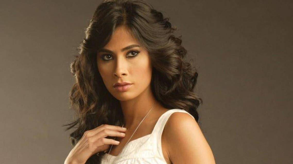 روبي تضع منتجي مسرحية 