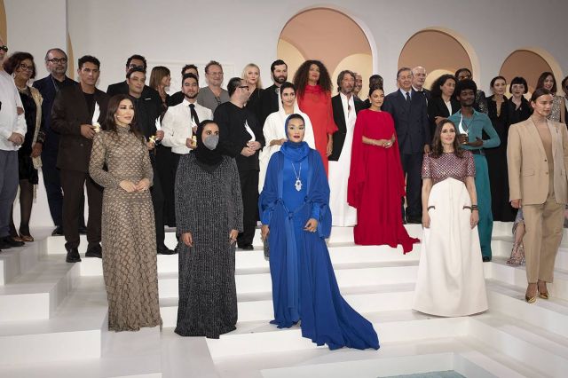 بالصور والفيديو - أبرز الإطلالات في حفل توزيع جوائز الموضة Fashion Trust Arabia