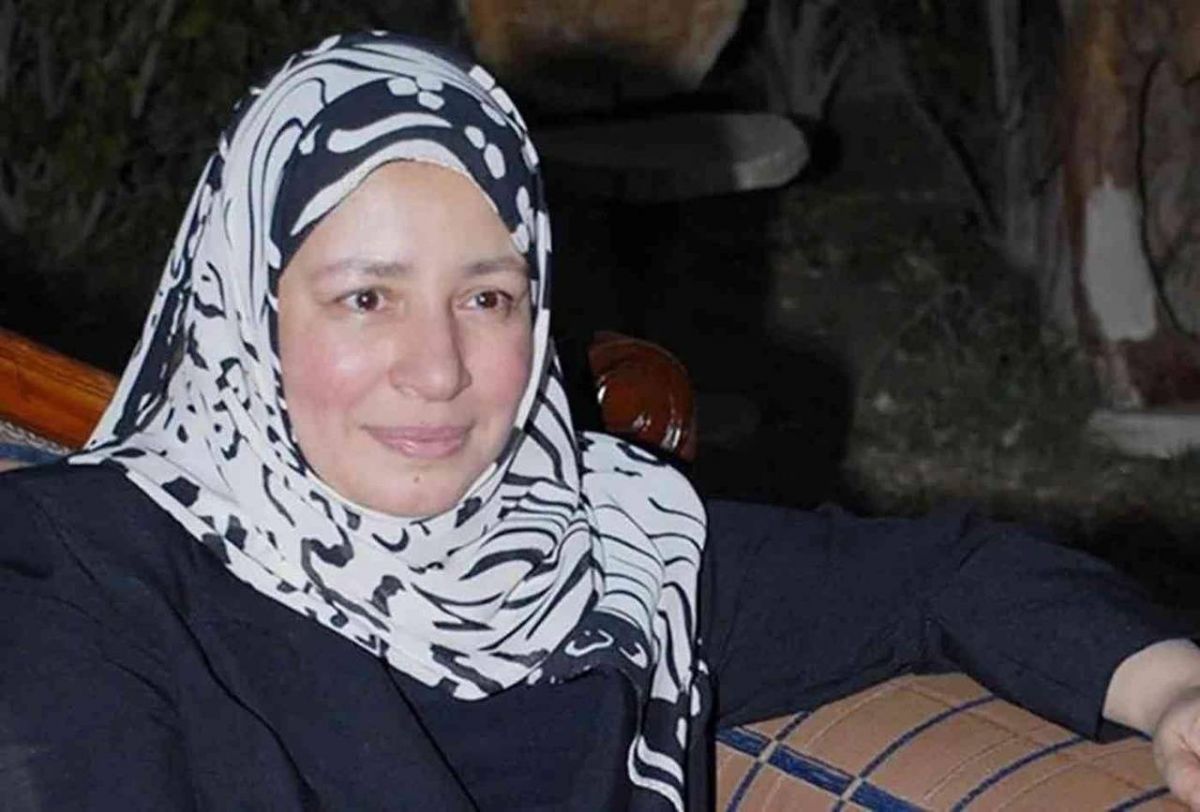 شائعة سخيفة تطارد عبلة كامل رغم ابتعادها عن الأضواء