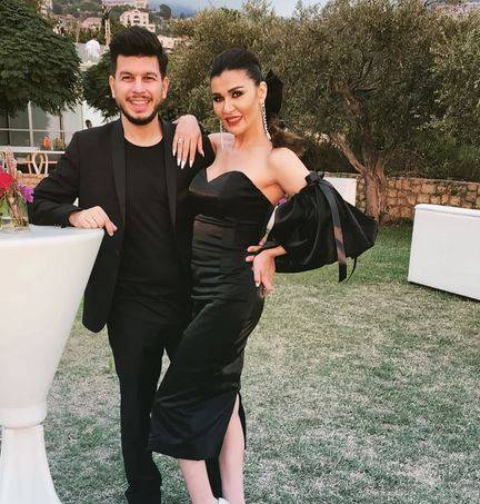 نادين الراسي مع خطيبها بفيديو جديد... هكذا أصبحت الآن