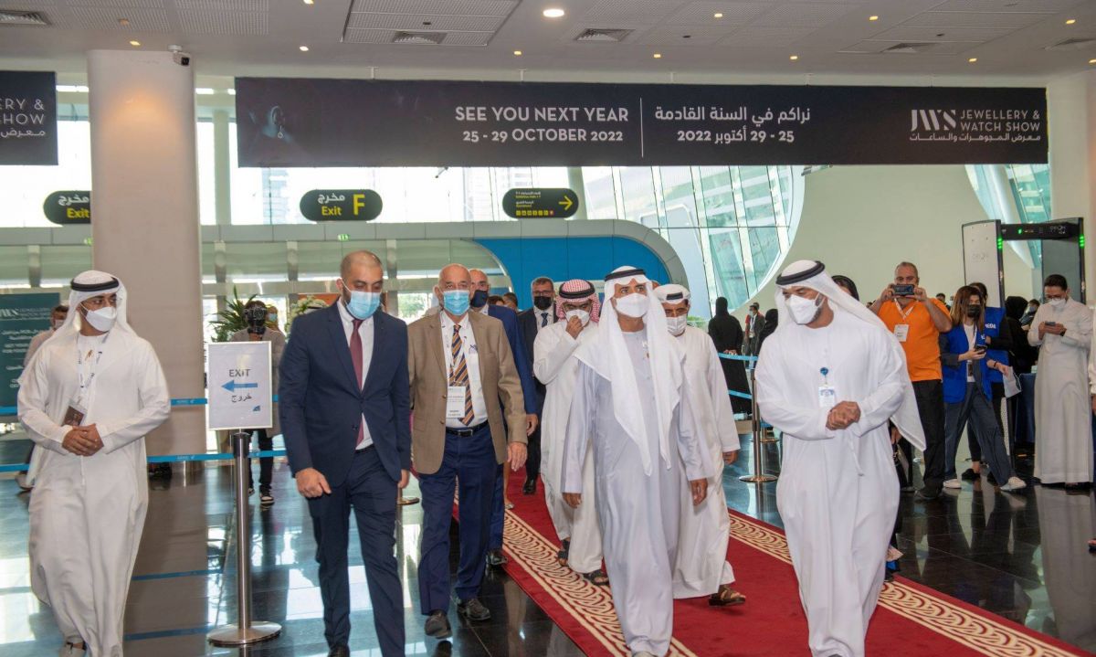 انطلاق معرض المجوهرات والساعات لعام 2022 في أبوظبي خلال شهر نوفمبر