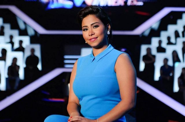 مصادر تكشف خروج شيرين من المستشفى مع فنان شهير وبقاءها في منزل آمن