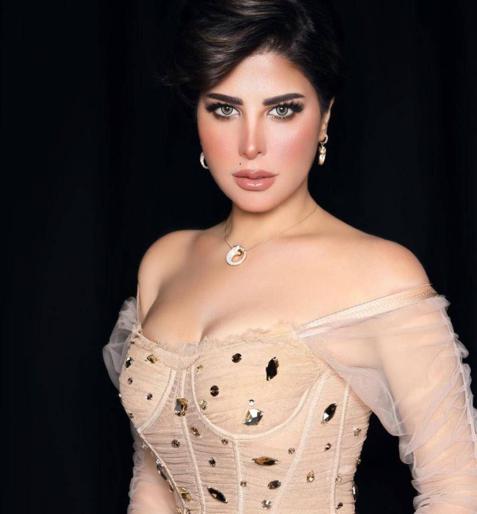 بالفيديو - شمس الكويتية تُحدث ضجة بتعليقها المختلف على أزمة إدمان شيرين