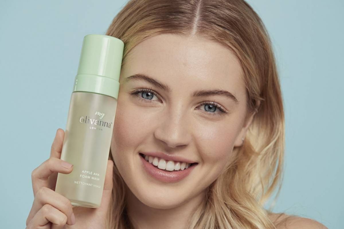 بشرتك والعناية بها مع علامة 