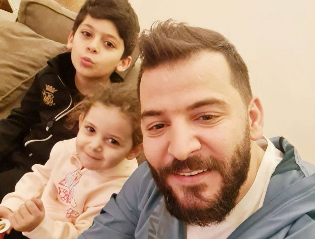 بالفيديو - حسام جنيد يفاجئ الجميع بإعلان خطوبته