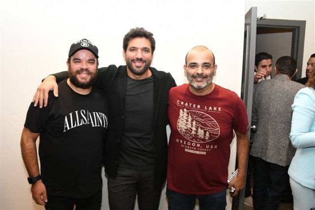 العرض الخاص لفيلم تحت تهديد السلاح 