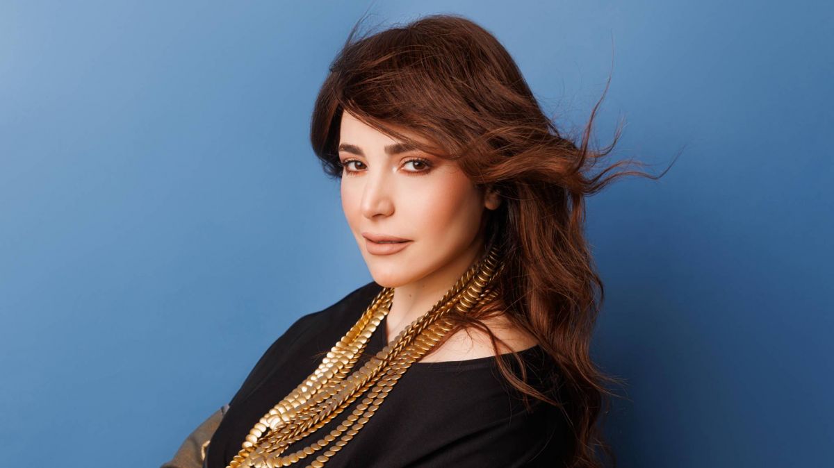 عبير نعمة تُطلق ألبومها الثالث بعنوان